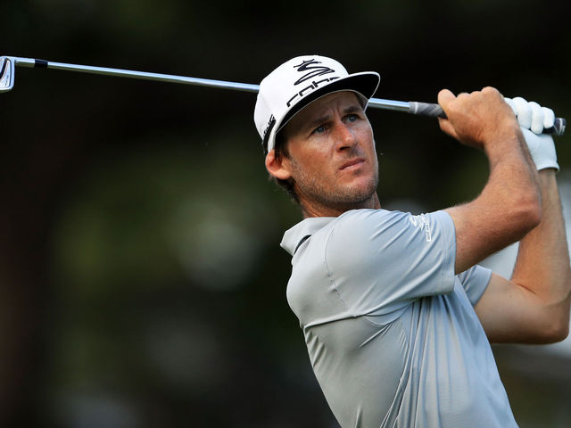 Will MacKenzie hits 72-yard drive, still makes par