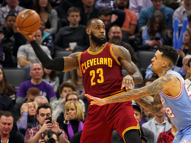 Watch: LeBron reprises gorgeous touch pass to Kyrie