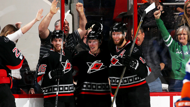 Hurricanes continue home-ice dominance in comeback win over Isles