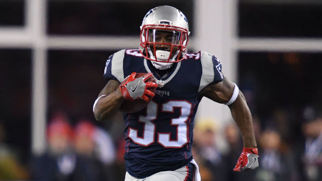 Report: Dion Lewis retires despite interest from teams