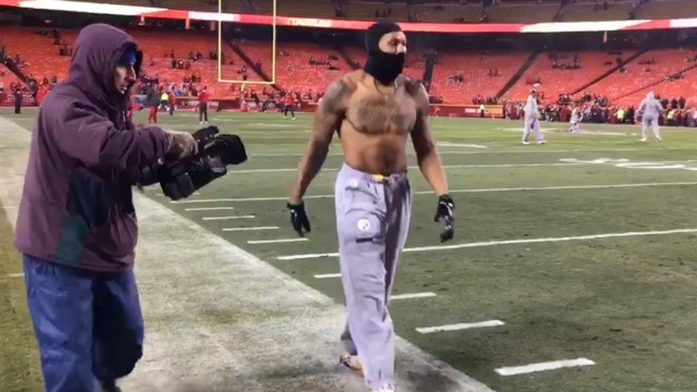 Steelers' Shazier shirtless again before icy game vs. Chiefs