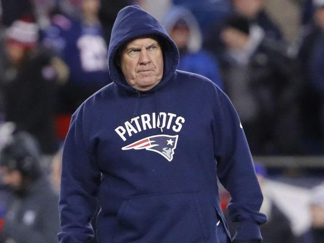 Belichick demands players be on time for practice despite looming snowstorm