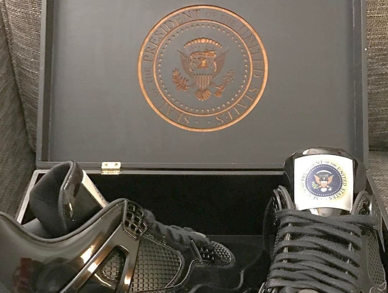 Dexter Fowler Brings Custom Jordans To White House For Obama Thescore Com