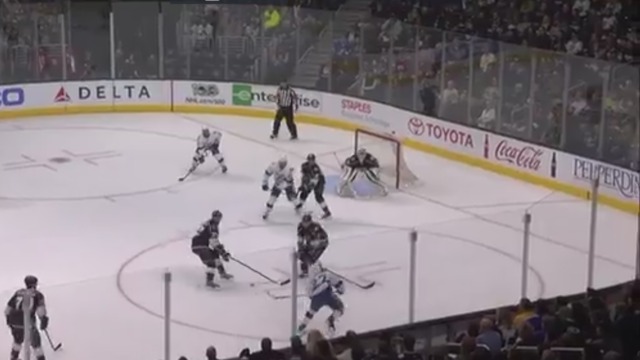 Watch: Drouin sets up Johnson's goal with nasty move, incredible pass