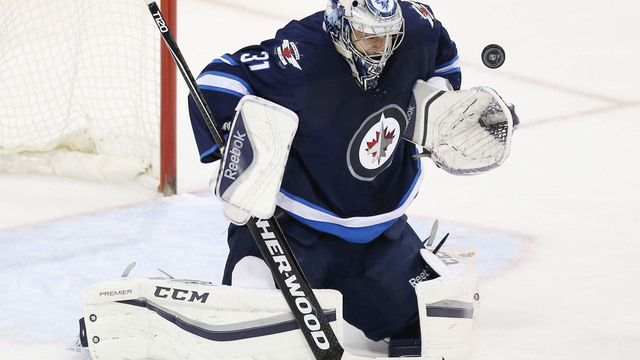 Jets recall Ondrej Pavelec
