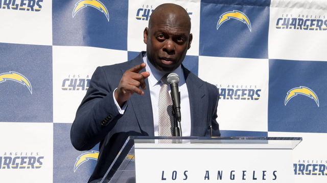 Chargers' Lynn will receive degree at UNLV commencement