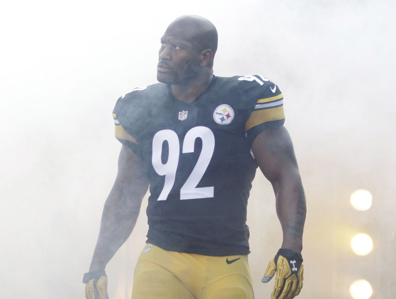 Steelers LB James Harrison on Fake News, Anthem Protest - Sports Illustrated