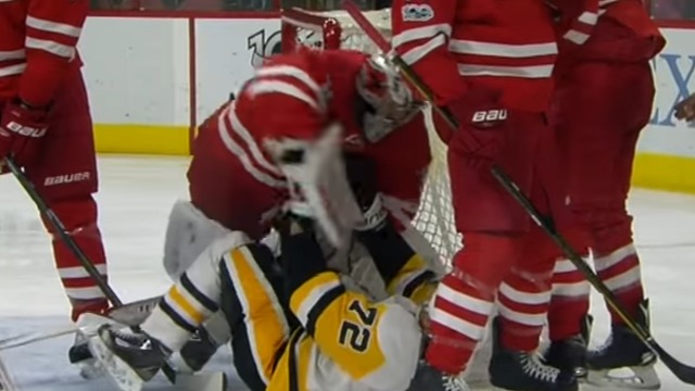 Hurricanes' Ward delivers vicious blocker punch to Hornqvist