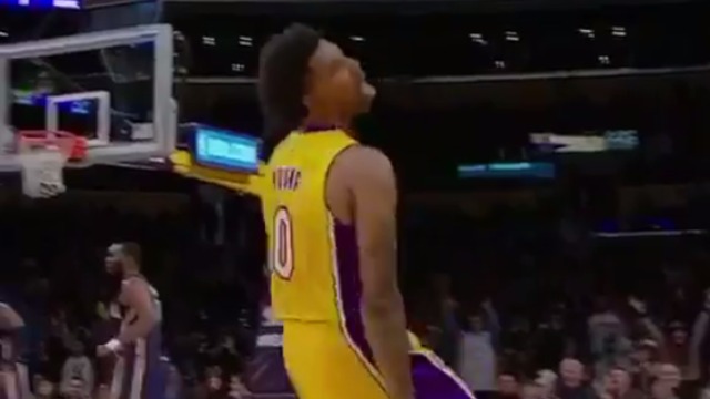 Nick Young keeps it swaggy after draining 3-pointer