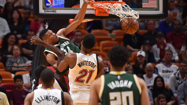 Watch: Giannis throws down 2 huge dunks, but second doesn't count