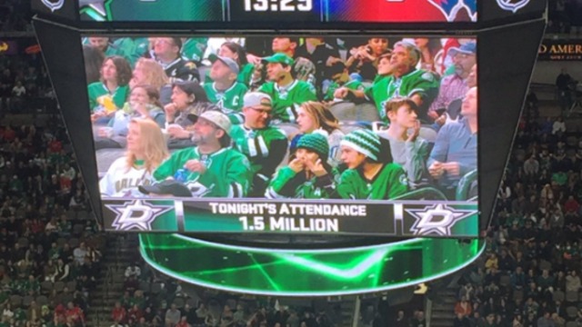 Stars troll Trump, Spicer with embellished attendance figure