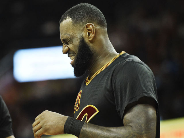 LeBron rips Cavs' roster construction: 'I don't got no time to waste'
