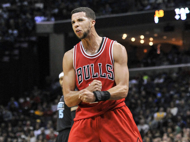 MCW 'frustrated' with benching as Bulls shuffle point guard rotation