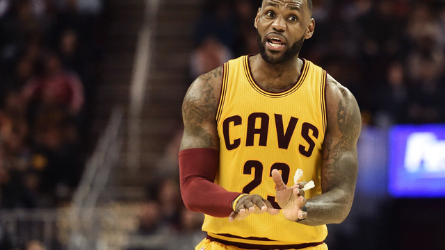 LeBron calls Carmelo-Cavs trade rumor 'fantasy basketball'