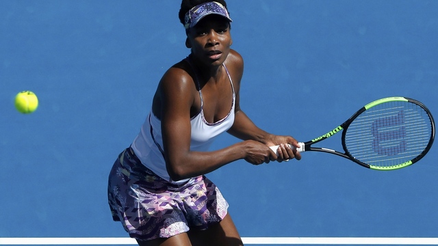 Venus outlasts Vandeweghe to reach 1st Slam final since '09