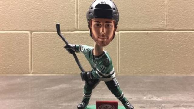 Stars will hand out Seguin bobblehead with unusually long neck