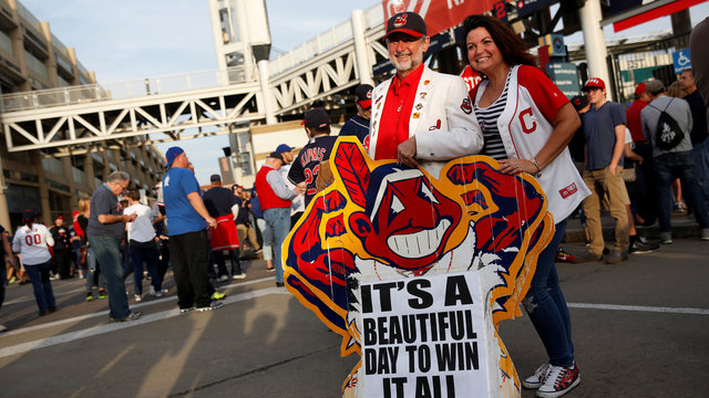 Chief Wahoo protesters want to be in on Indians' talks with MLB