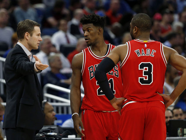 Wade, Butler come off bench vs. Heat for disciplinary reasons