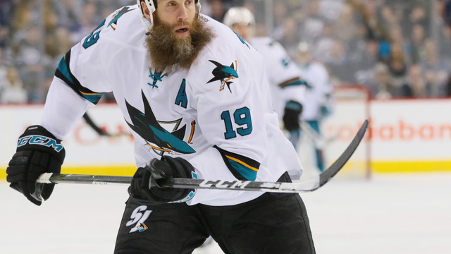 Report: Sharks re-sign Thornton to 1-year deal