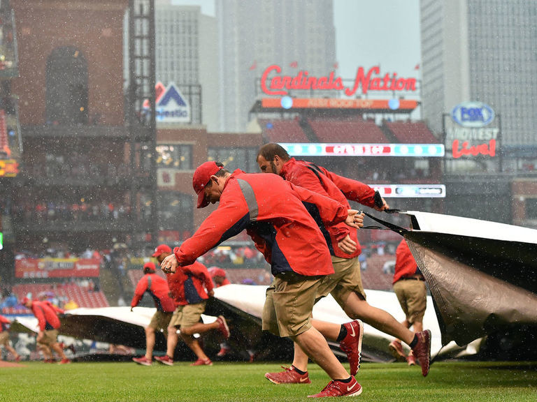 CardinalsReds game postponed because of rain