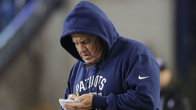 Belichick characteristically mum on Brady's hand injury