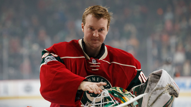 Dubnyk unleashes rant about goalie contact, video review