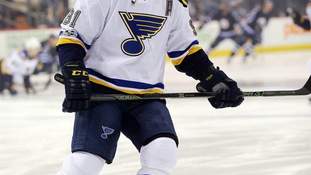 Watch: Tarasenko rings 38th goal of season off crossbar