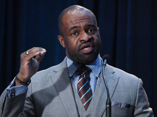 NFLPA responds to Trump: 'We no longer can afford to stick to sports'