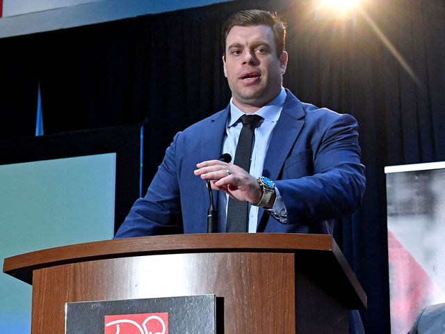 NFLPA president: Trump's comments 'a slap in the face' to all Americans