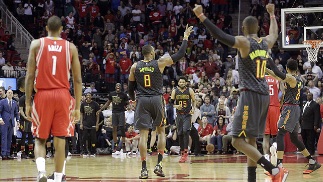 Hawks rally from 20 down in final 8 minutes vs. Rockets