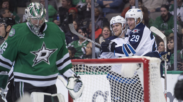 Streaking Jets alive in postseason chase