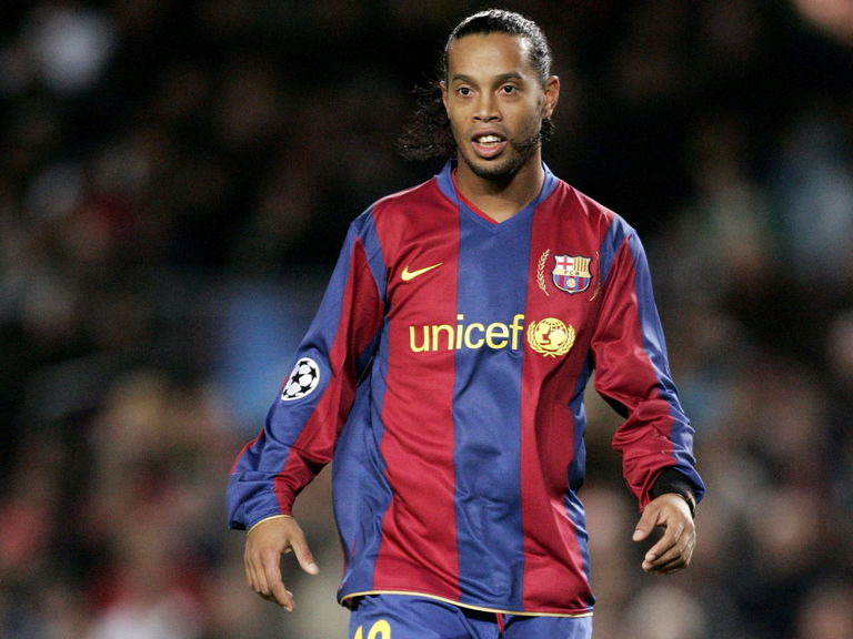 Ronaldinho says Pep Guardiola wanted him to stay at Barcelona ...