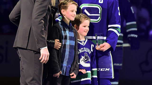 Watch: Henrik Sedin honored for reaching millennial milestone