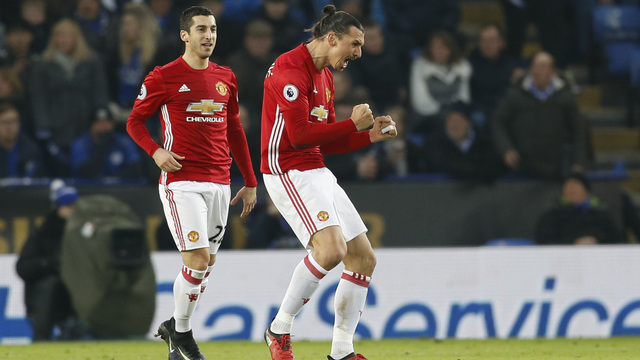 Ibrahimovic becomes oldest to score 15 Premier League goals in a season