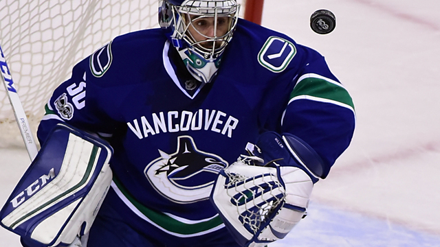 Canucks' Miller shines despite loss to Penguins