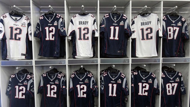 Kraft: Brady's missing jersey 'will be back,' update could come soon