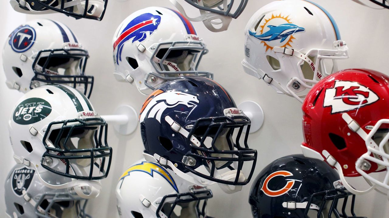 NFL, NFLPA to ban use of 10 helmet models