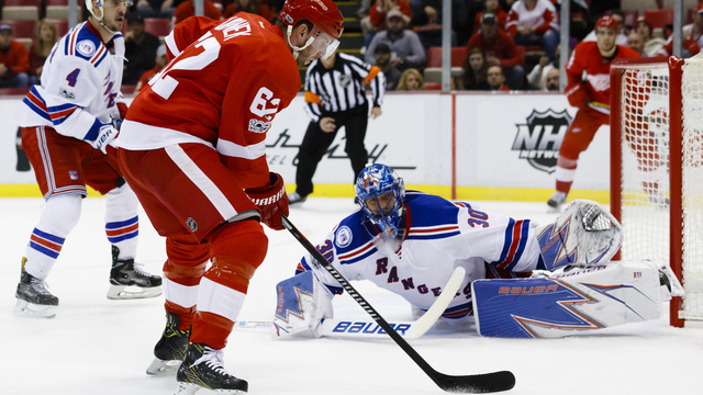 Vanek still focused on wins, making it hard for Red Wings to sell