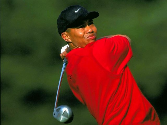 Throwback Thursday: Tiger's 2000 Pebble Beach Pro-Am comeback