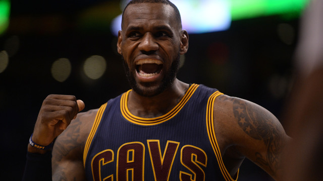 LeBron ends presser with 'Oakley for president'