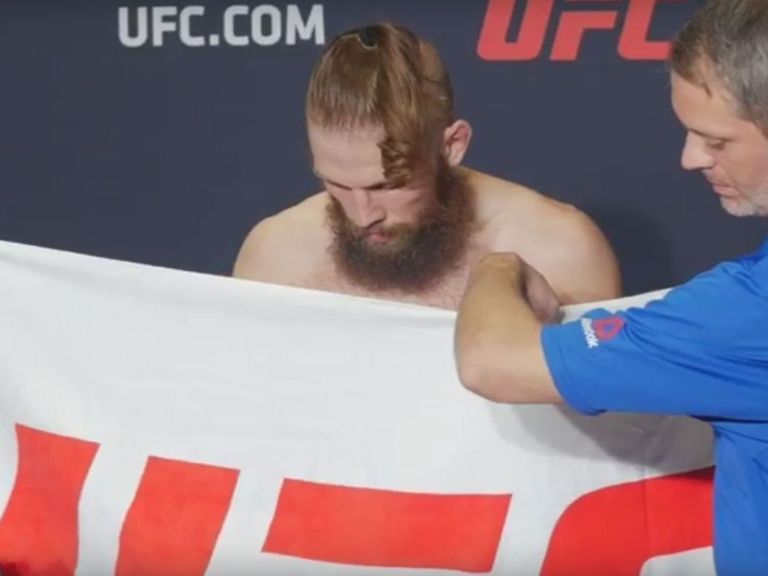 Nik Lentz bares all after towel gaffe at UFC 208 weighins