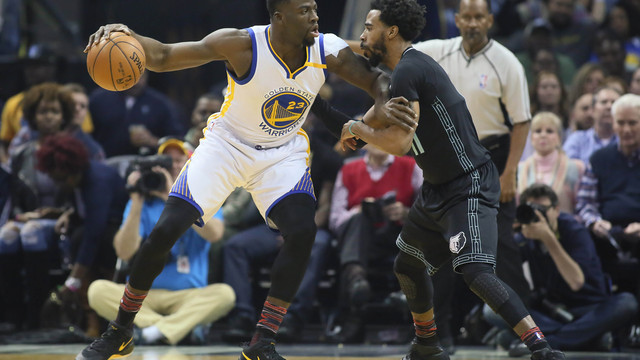 Green becomes 1st player to record non-points triple-double, sets Dubs steals record