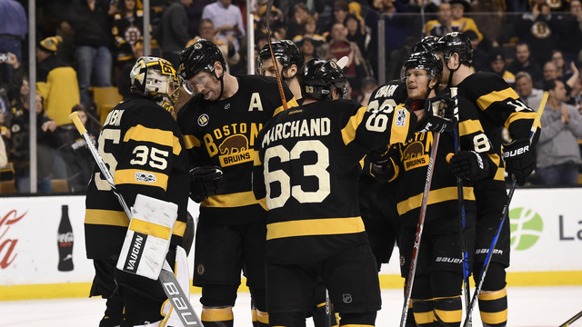 Bruins finally get regulation win from backup goalie