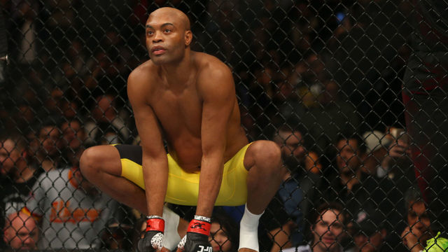 Silva snaps 4-year skid with controversial decision over Brunson
