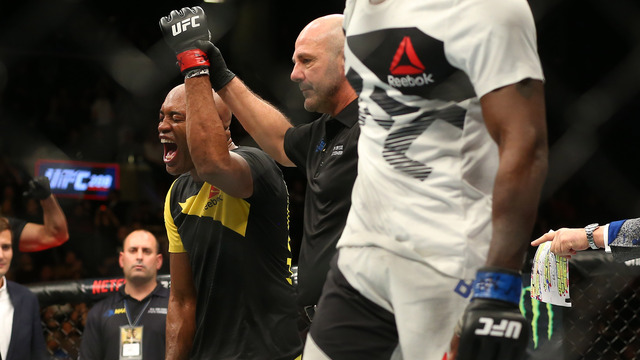 Fighters react to Silva's unanimous decision win over Brunson