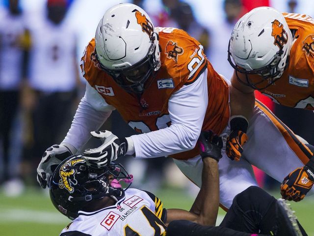 Lions re-sign DL Mic'hael Brooks