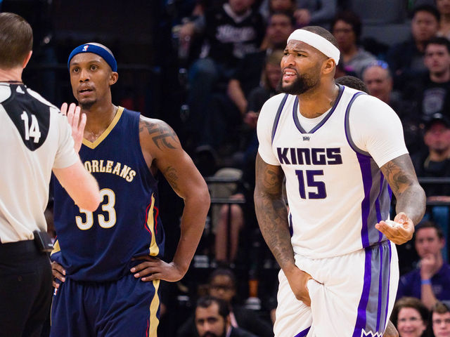 Watch: Pels' Hield ejected for striking Cousins below the belt
