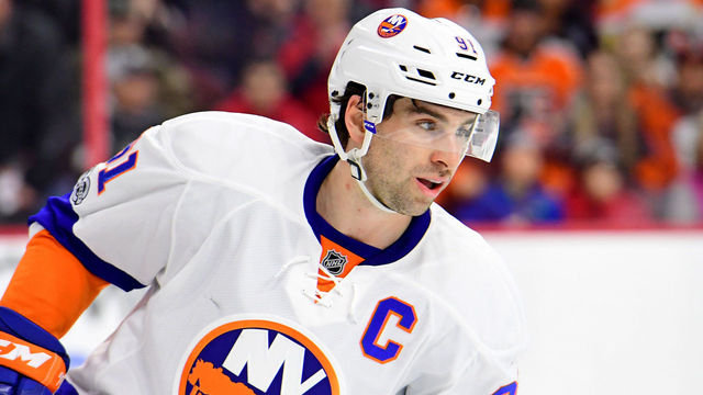 Islanders' Lee not concerned with Tavares' contract situation