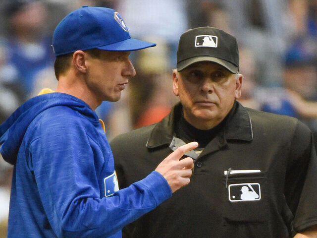 Report: MLB discussing time limit for managers during replay challenges