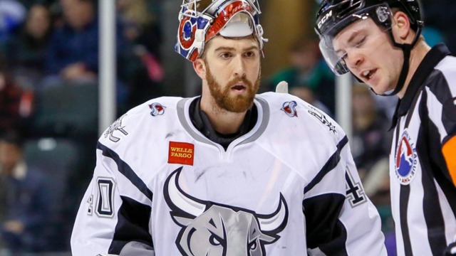 Avalanche's Smith to finally make NHL debut in 8th pro season